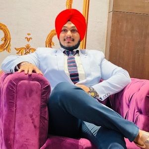 Meet your Posher, Amitoj